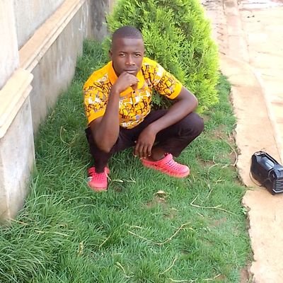 I'm Aluma Fred, Ugandan, single, looking for the ways to get money