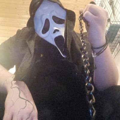 Scottish Daddy Dom, 26. Loving and Devoted daddy of @lil_corrupted . DMS CLOSED! 18+, NO MAPS NO ZOOS ETC.