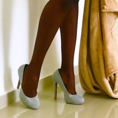 Godess_Ruby's profile picture. Foot Pics 📸 | No Face 🫣| No Tip 💳- No DM’s 💌 | €20 Tribute 💶 💰 before I reply to you 🎁 https://t.co/FJat3J1glU 🦶  https://t.co/ySruU8odVb