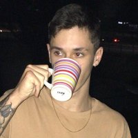 🎲 (@kelschthiago) 's Twitter Profile