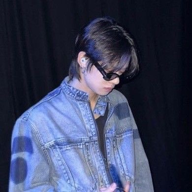 yawnzgfr's profile picture. 