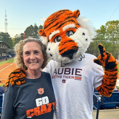 Lover of all things Auburn, Christ follower, therapy practice executive coach