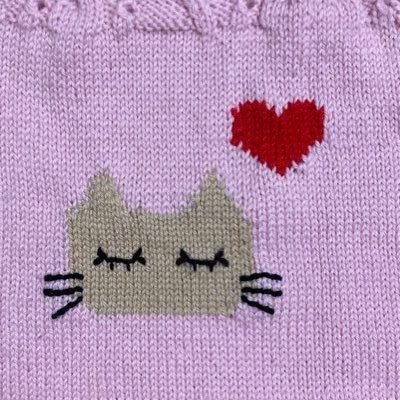 seis_6's profile picture. スペイン語の翻訳の仕事してます（特許翻訳、医療翻訳など）。就労継続支援B型事業所に通いグループホームで暮らす息子と中学生の娘がいます。小説が好き、映画が好き、最近は編み物や刺繍にハマってます♪