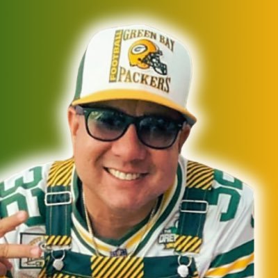 •Just a Retired Veteran with 1350 sqft Packers Cave •Est. 2011 •Team: @woodsonwhiskey~@minijumbotron @byyoudogg~@slabbed_by_b