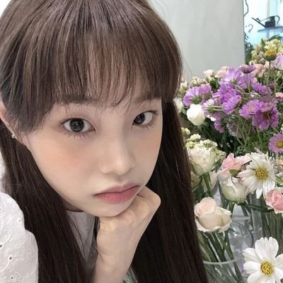 sixwtnine's profile picture. posto sobre meus estudos c participacao do meu gatinho