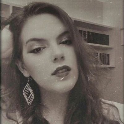 romitrifeelings's profile picture. what a shame she's fucked in the head⠀⠀⠀⠀⠀⠀⠀⠀