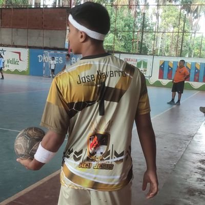 Yo morí en Anfield.
Aqui solamente me desahogo para no terminar de reprimir mis emociones...
Si ven algo aquí es mentira.
