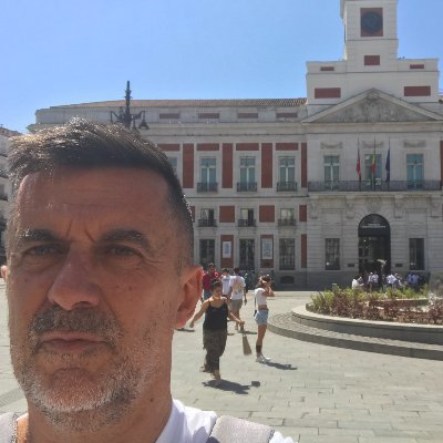 elielambertov's profile picture. Propagandista galo para el acceso al patrimonio para todos
#clublambertov  https://t.co/ztvCAGx0TZ
LN address
elielambertov@blink.sv