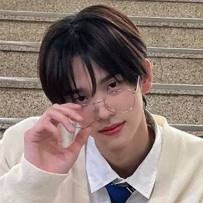 jiwoongcrush Profile Picture