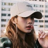 Kimi(@onlyforLalisa97) 's Twitter Profile Photo