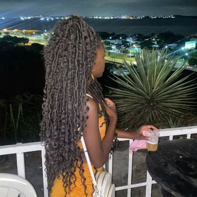 021🌴/Sou um ser de luz e ela brilha sozinha✨/26/06 👩👧❤️