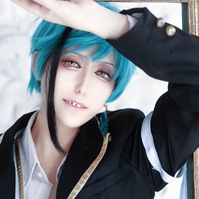 存在が🔞脱ぎたがりコスプレイヤー / 元ニコ生主 / ノルウェージャン♀・ミヌエット♀/ Xジェンダー&パンセクシャル / イメージカラー紫 / 第三日曜 @nice_maid にて執事としてお給仕中 / お仕事依頼のDM以外は基本返しません。
