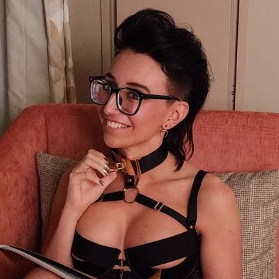 20s F - check my linktree 😘
https://t.co/SVCSNyGINL
