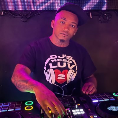 Dj N.S.A ( No Strings Attached) Where the Vibes Live ! For Bookings email : Djnsabookings@gmail.com “I’m here for a good time not a long one”