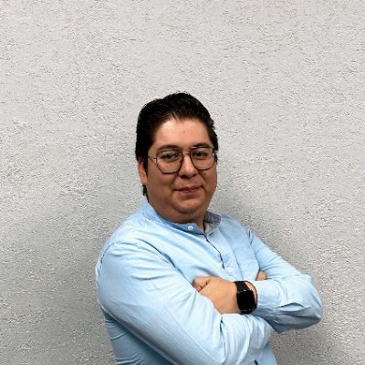 Desarrollador de software Full Stack en Daimler Truck North America. Apasionado por la innovación tecnológica, especializado en C#, Angular y SQL Server.