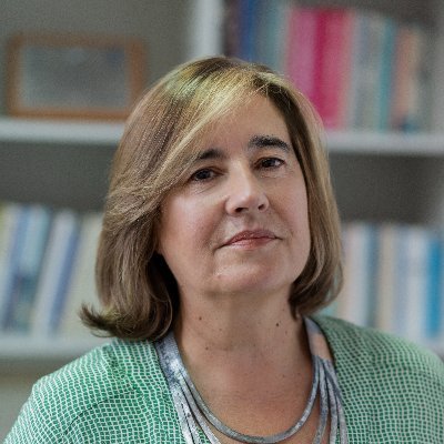 Politóloga y directora de @CPoliticaUBA.