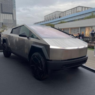 テスラとイーロン・マスクについて研究するアカウント。2019年10月にフリーモント製M3Pでテスラーデビュー → 2023年12月ハイランドM3LRに乗り換え。サイバートラックもポチり済み。22年夏よりパワーウォールも運用中。TESLA FAN BOOK とEV cafeもよろしくお願いします。