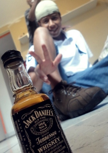 é só tuitadÁ violentÁ ,  ae pra qem não tem eu no orkut adc lÁ na humildade , Vinicius.damaloka@hotmail.com , msn é o mesmo email
valeew é nooooois qe tamoo sz