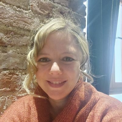 ozguls's profile picture. 