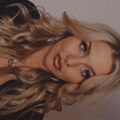 ann_3lise's profile picture. 