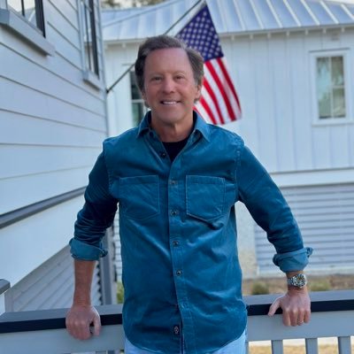 Government affairs consultant, advisor and lobbyist. Distance runner. Enjoy family, food, drink and an occasional good laugh.