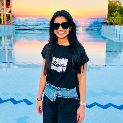 KhushviShah2's profile picture. Humber#2025. Speed Skater & Road Cyclist 🚴‍♀️ ⛸️. Toronto 📍