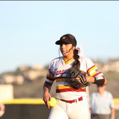 El Modena HS Varsity Softball 2025/  Explosion Premier 18u| RHP 1B