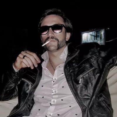 LauXpress's profile picture. Tengo un podcast #Wavelets . Ingeniero en Electrónica, especialista en IA . Amante del cine y la fotografía.