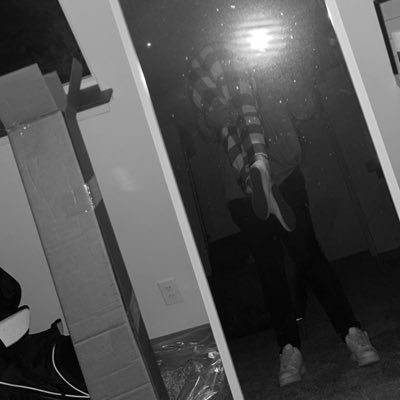 jayrobdagawd's profile picture. *NSFW* 29 M I made a burner because I’m into A LOT of stuff that might bother other people 🫢 DMs open 18 & 🆙 ONLY! Into everything and anything try me!