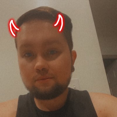 27 M Dog Dad, lover of Horror and pizza.