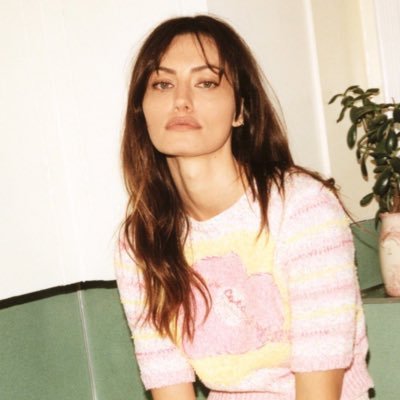 A twitter for fansite Phoebe Tonkin Web (your BEST source for @1PhoebeJTonkin) ✨