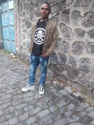 OlivierMai95838's profile picture. 