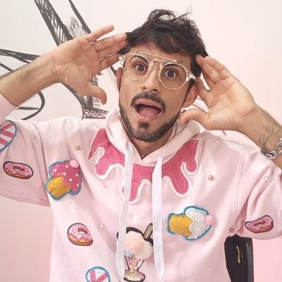 aventureccomigo's profile picture. 👉MERCADINHO TEM DE TUDO !
Minha preparação para #corridadeblogueiras06
Artista - Decorador- Cenógrafo 
Empreendedor na @ideiaeformas
https://t.co/pGtWvzWPbX