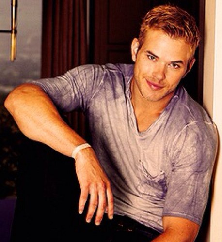 CullenMonkey's profile picture. She's the only thing that matters to me anymore. {Taken} 18+