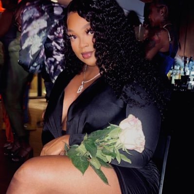 International Pop Sensation
Academy Award Winning Actress
Star on Real Housewives of Mars
IG @BrieannaBlack