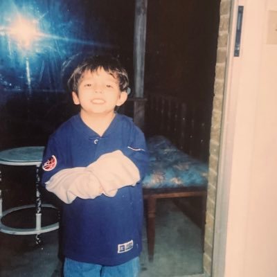 24|🇲🇽🇺🇸| music consumer. this is where i store my spare thoughts. sum times i stream too