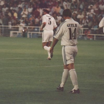 MV_RMCF's profile picture. Madridista⚪️⚽️                        18🇨🇴🇪🇸🏴󠁧󠁢󠁥󠁮󠁧󠁿