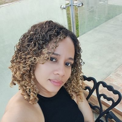 GeraldineOter10's profile picture. Estudiante de psicología
Amo mi país
Progresista 100%