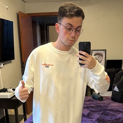 eu faço tweets... as vezes