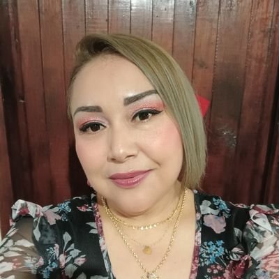 claussosav's profile picture. 