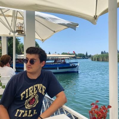 alkol sayesinde hayatta kalabiliyorum