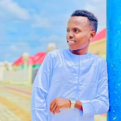 studied MBBS at @snu_university| Rise and Born in Mogadishu|.
 
medical Doctor 🧑‍⚕️ at @sosCVsomalia