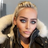 niki. independent (@nikiisback) 's Twitter Profile