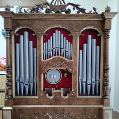 tXJuzKdryn32504's profile picture. 木の音色に癒され、狂っていく自分を生きてきた　
曇りの日に乞食漂泊