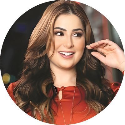 يا بحـر لاتعآنـد والقمـر ﭬـــﯾ̃ـّڳ ذآب هون الموج نفسي زآدت طعونــهآ يا بحـر لا تزيد الموج منتـه حـسآب لاتذڳـر عــيوني نـــظرة عيونــهآ