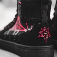 𝕬𝖕𝖗𝖎𝖑🎶 (@isitstewyet) 's Twitter Profile