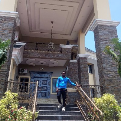 solomon_inya's profile picture. Am Dj