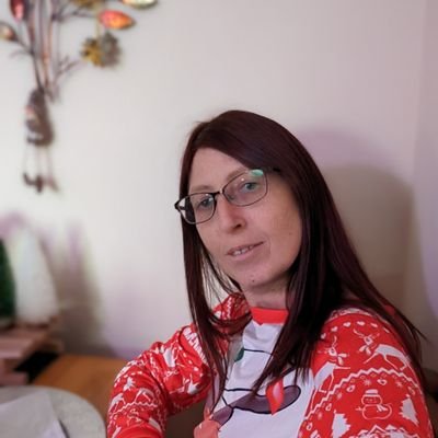 sarahball15966's profile picture. 