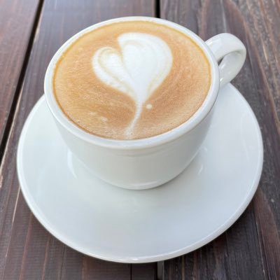 emmy08020040's profile picture. 