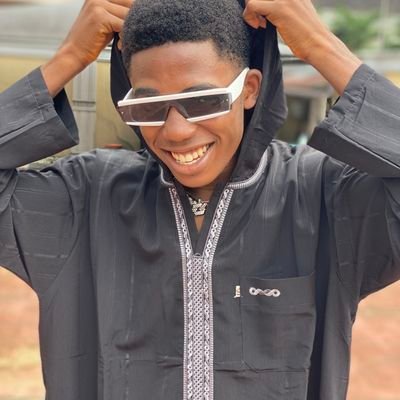 Solomon1211326's profile picture. Am in financial growth institute, also a trader in binary/Bitcoin💰📊🪙